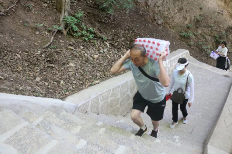 助力文旅市场 展示产投风采——米兰网页版·官方端入口-米兰online(中国)
组织开展员工登山比赛活动(图6)