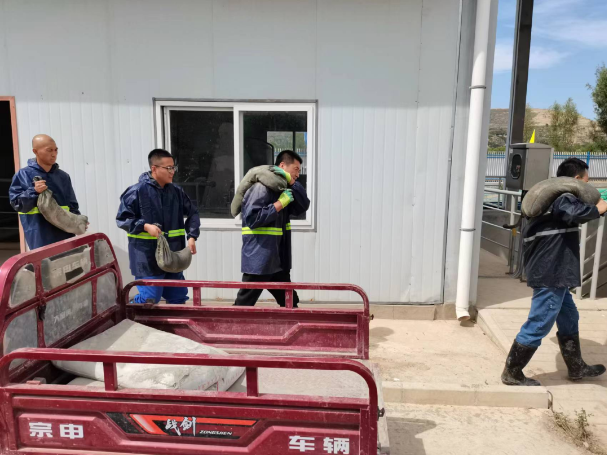 米兰网页版·官方端入口-米兰online(中国)
城东污水处理公司开展防汛应急演练活动(图2)